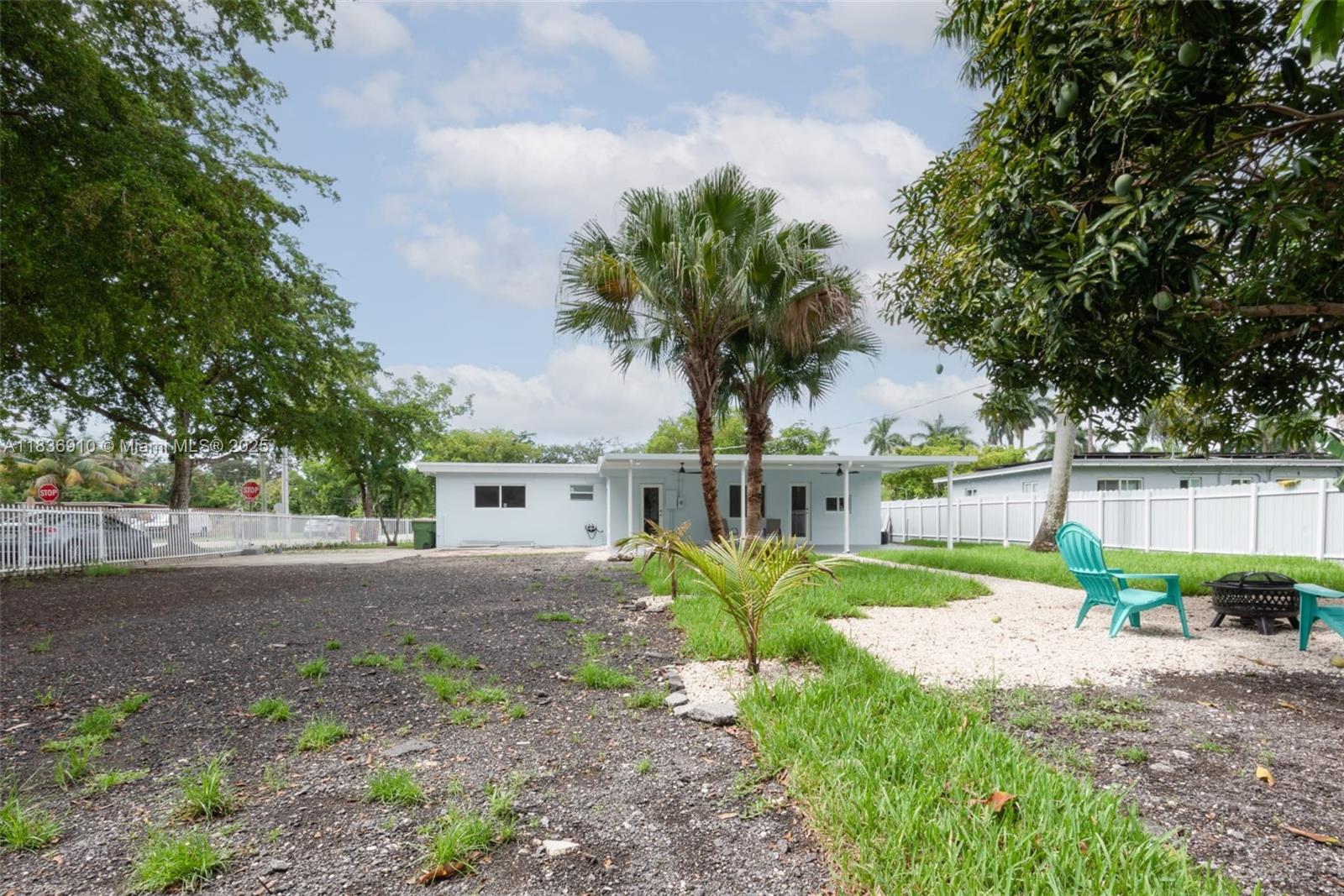 495 NE 141st St, North Miami, Florida image 31
