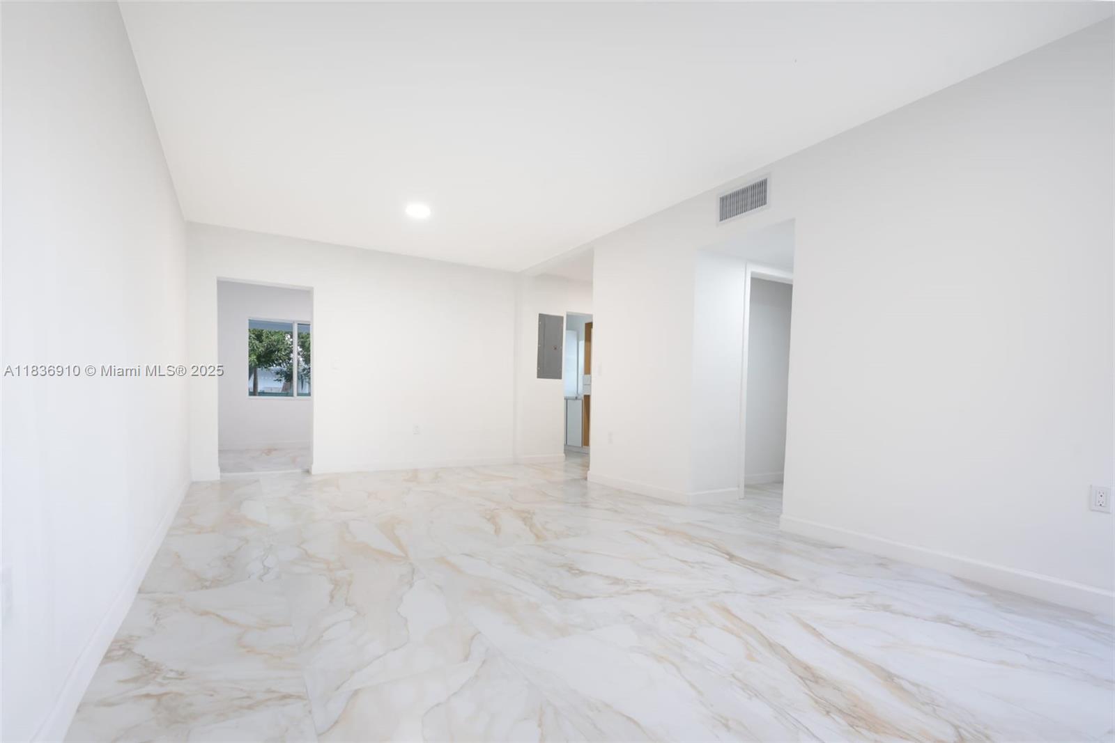 495 NE 141st St, North Miami, Florida image 4
