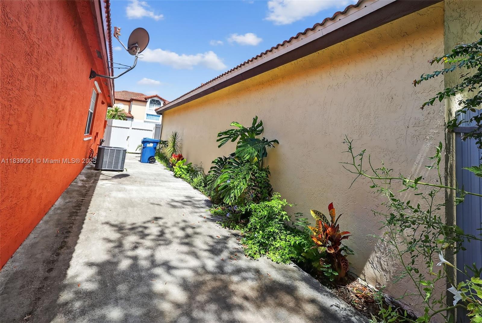 19611 NW 82nd Ct, Hialeah, Florida image 30