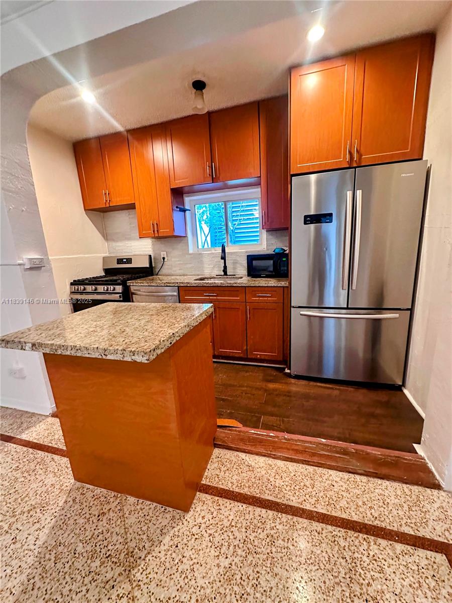 Property photo # 3
