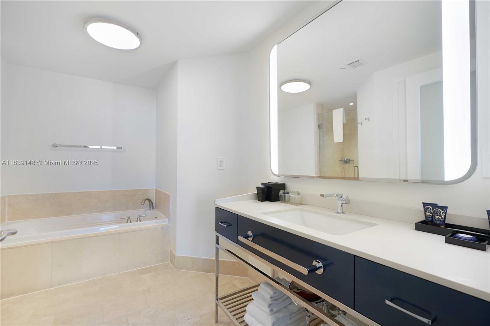 4401 Collins Ave #2305, Miami Beach, Florida image 29