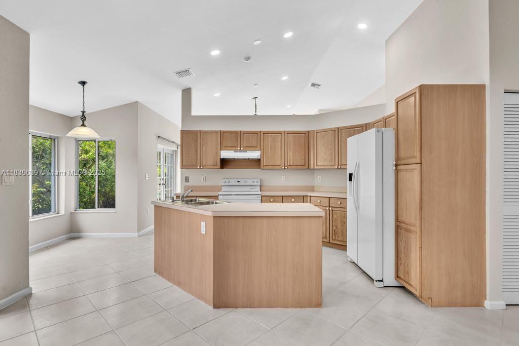 269 NW 101st Ave, Plantation, Florida image 16
