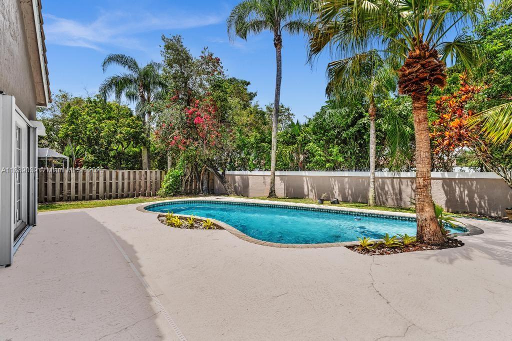 269 NW 101st Ave, Plantation, Florida image 36