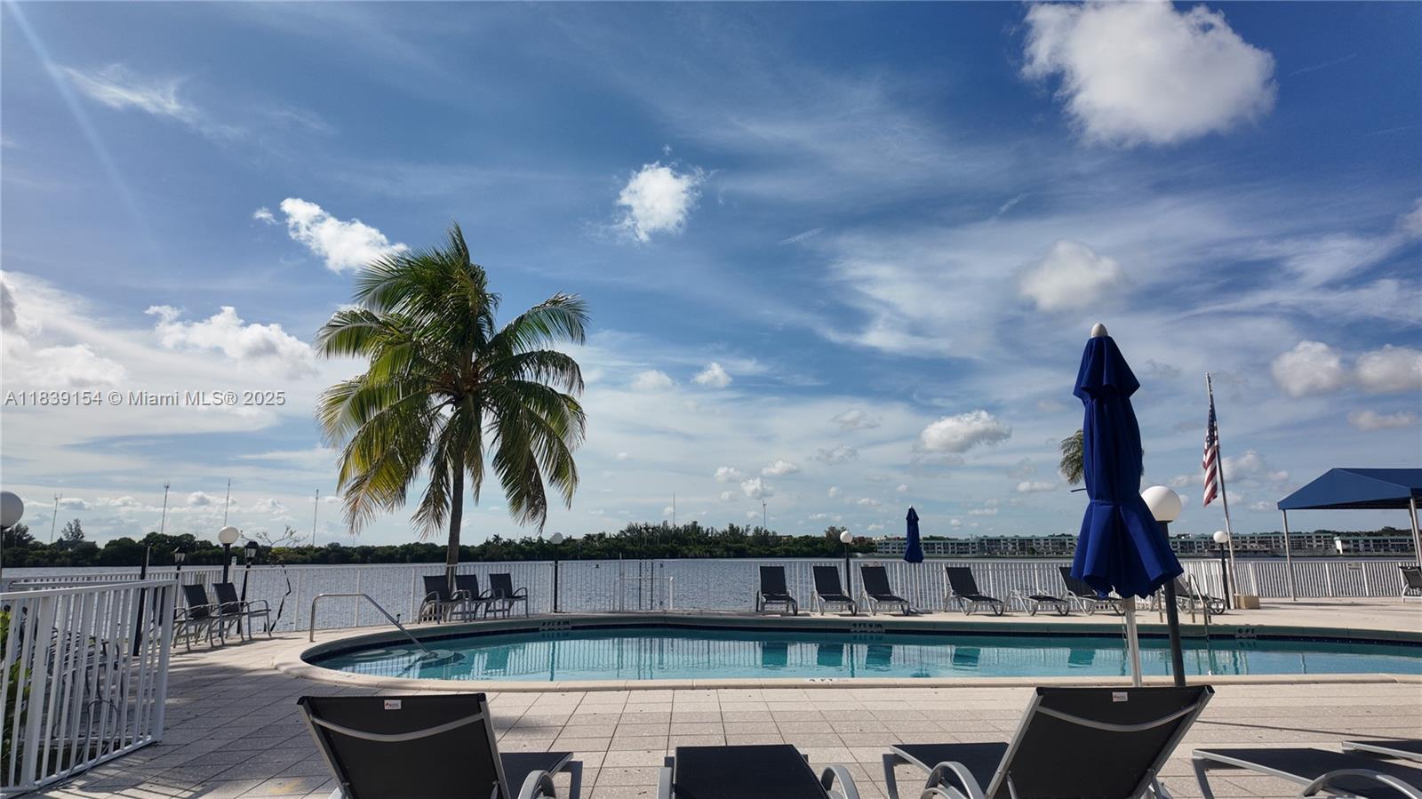 2451 SW 16th St, Fort Lauderdale, Florida image 10