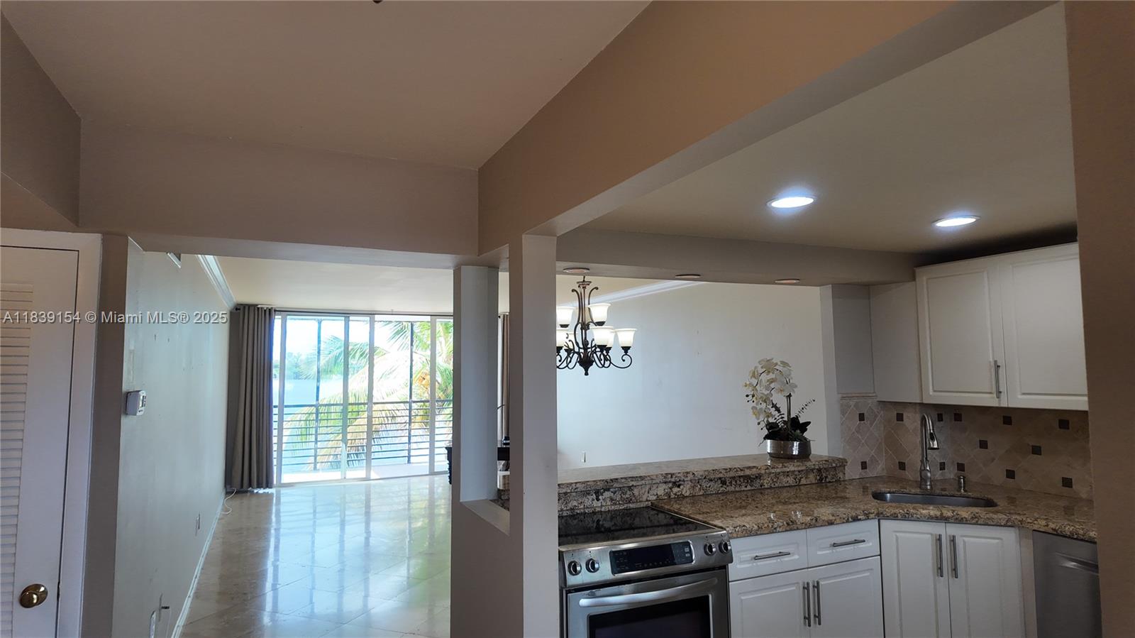 2451 SW 16th St, Fort Lauderdale, Florida image 19