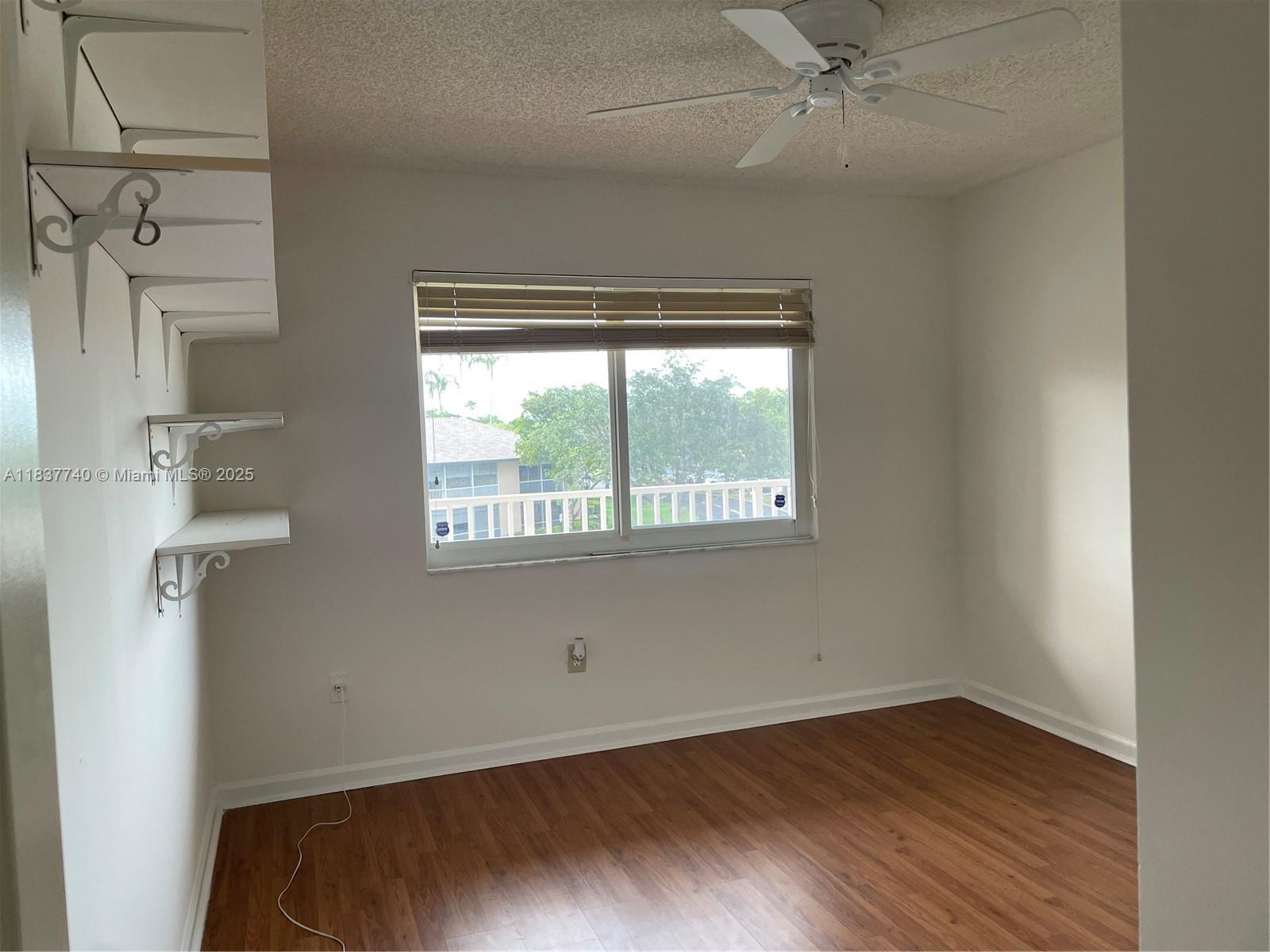 7152 S Devon Dr #304, Tamarac, Florida image 10