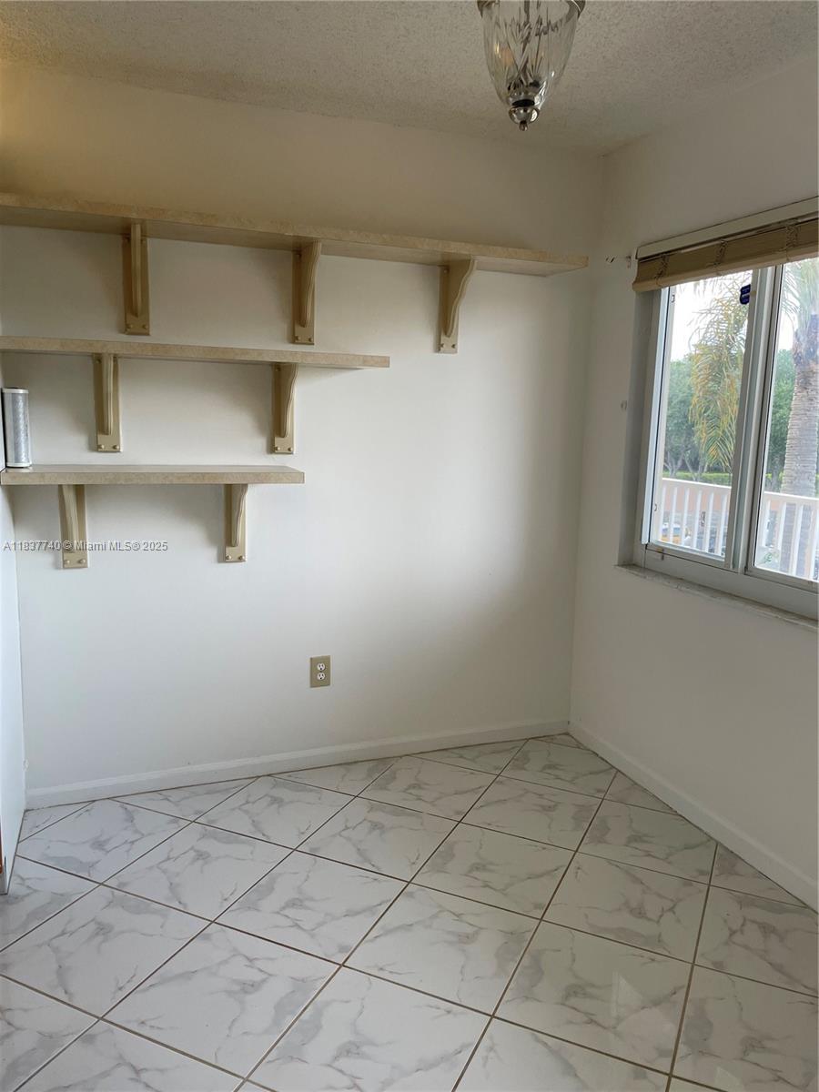 7152 S Devon Dr #304, Tamarac, Florida image 3