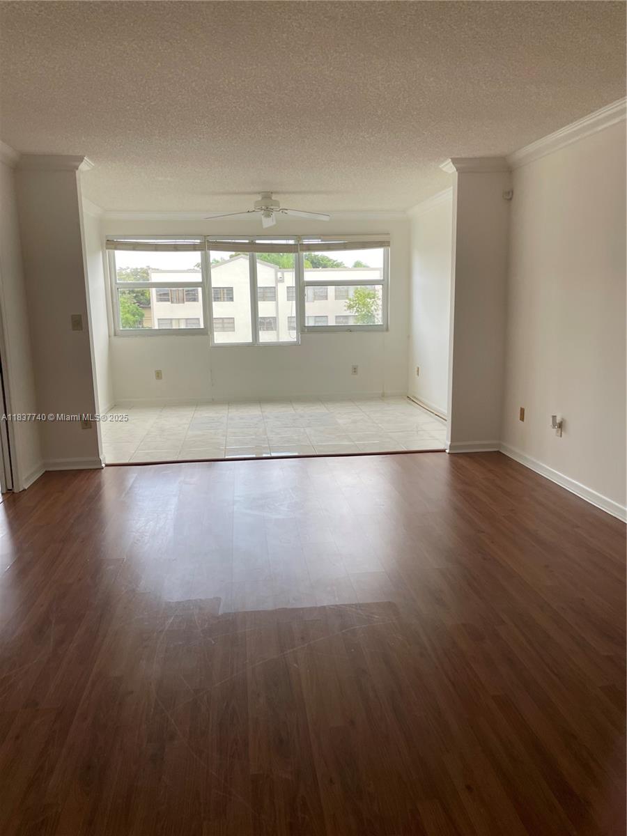 7152 S Devon Dr #304, Tamarac, Florida image 6