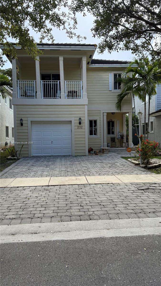 232 SE 32nd Ter, Homestead, Florida image 1