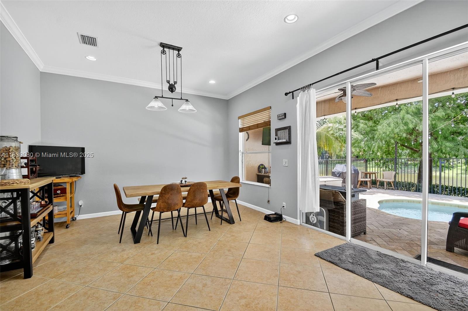 1086 Grove Park Cir, Boynton Beach, Florida image 26