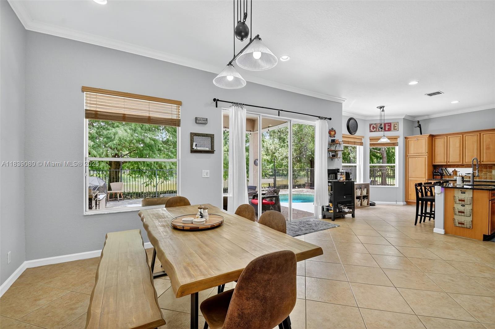 1086 Grove Park Cir, Boynton Beach, Florida image 27