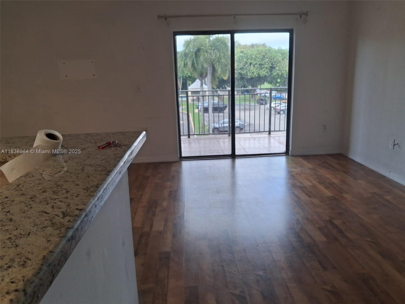 Property photo # 9