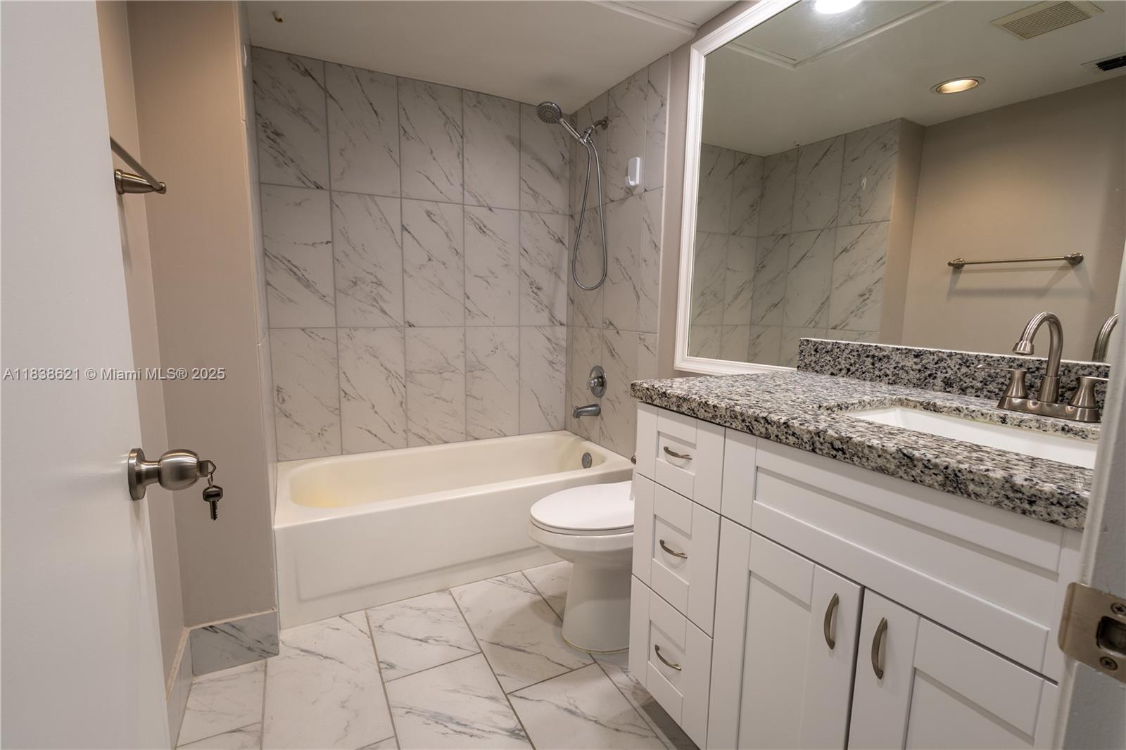 Residential, Pembroke Pines, Florida image 12
