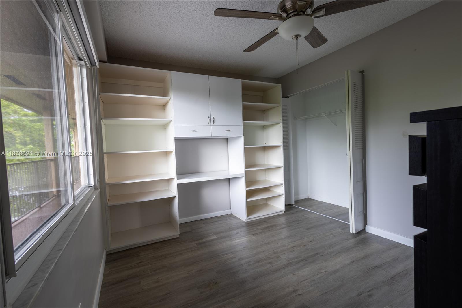 Residential, Pembroke Pines, Florida image 15
