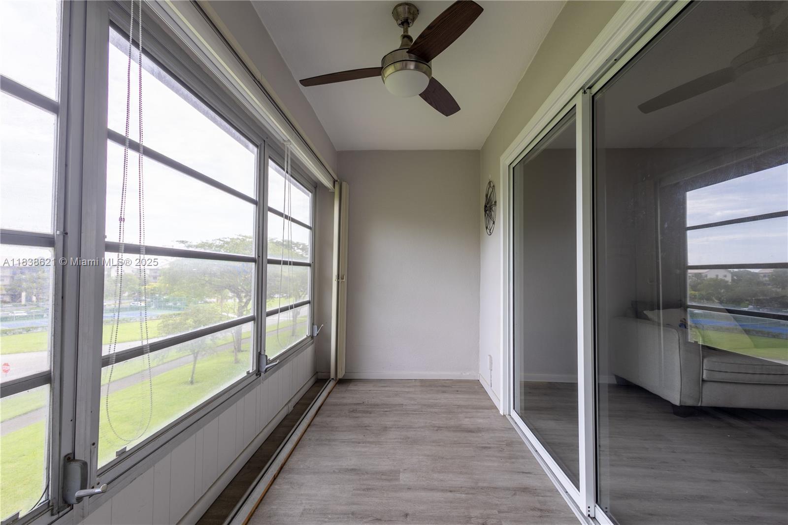 Residential, Pembroke Pines, Florida image 16