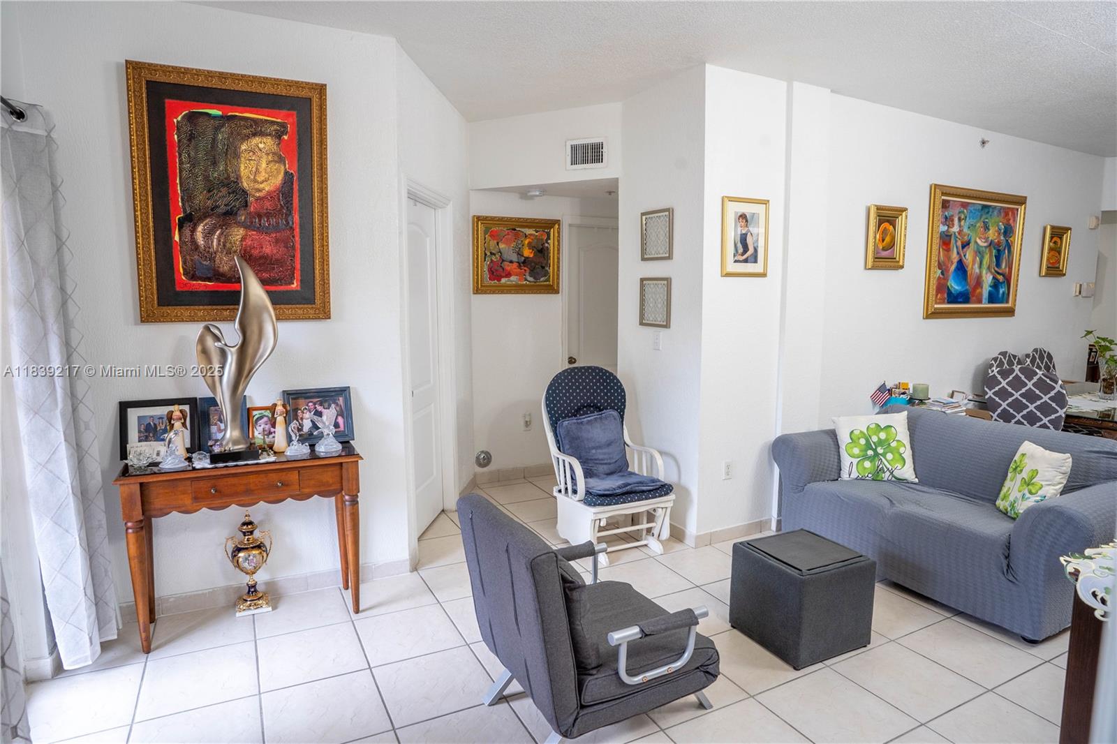 17425 NW 75th Pl #101, Hialeah, Florida image 17