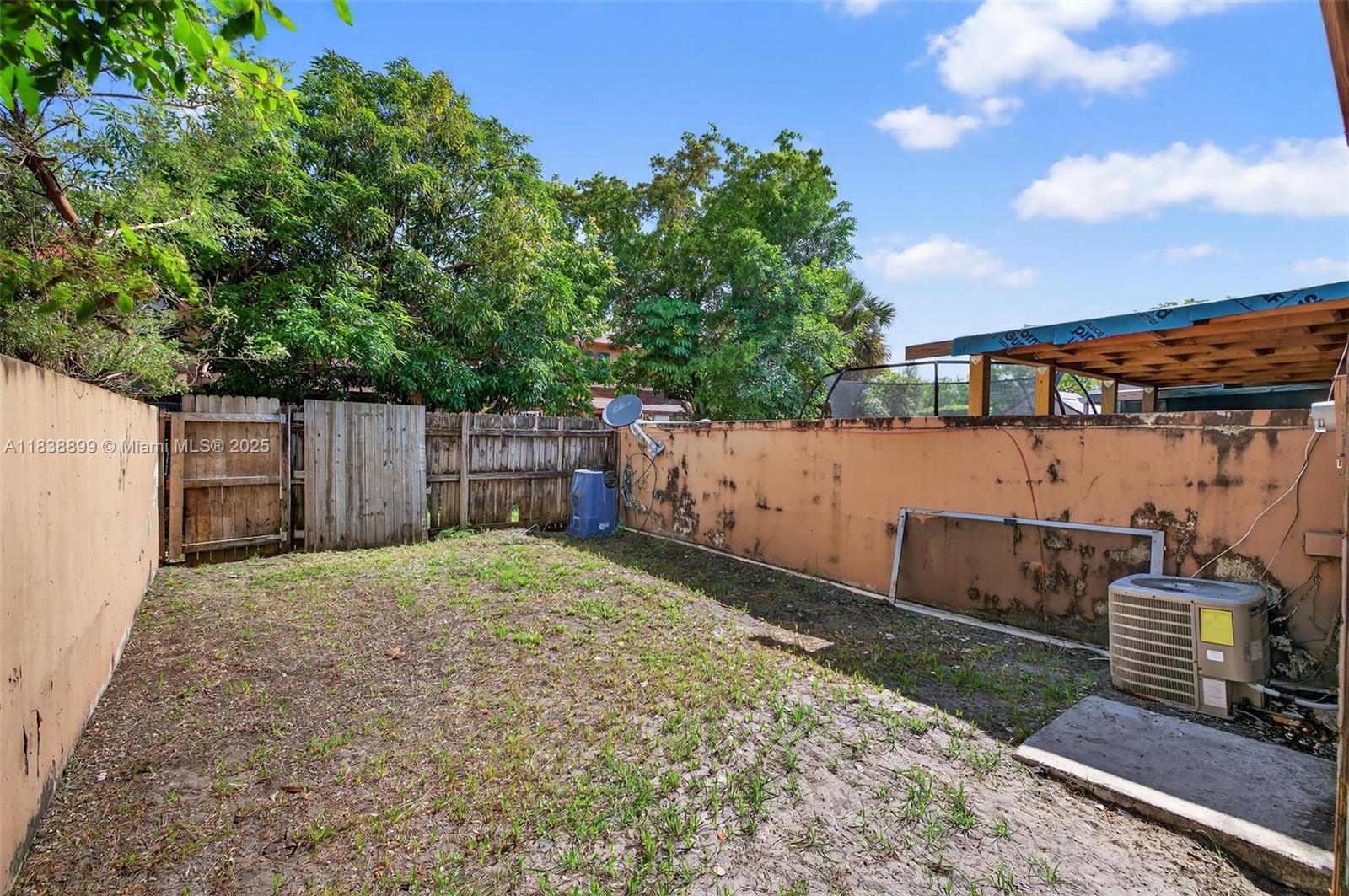 2767 NW 197th Ter, Miami Gardens, Florida image 32