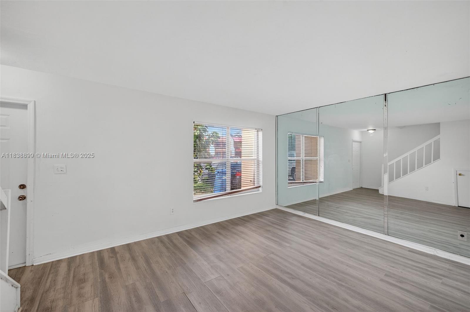 2767 NW 197th Ter, Miami Gardens, Florida image 8