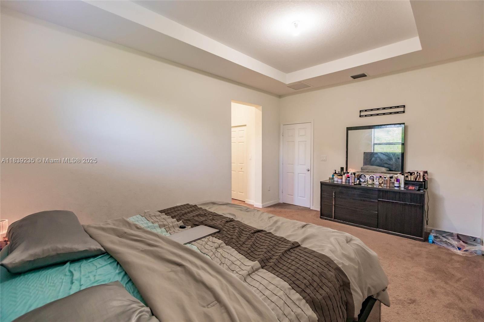 6586 S Anise Ct, Davie, Florida image 18