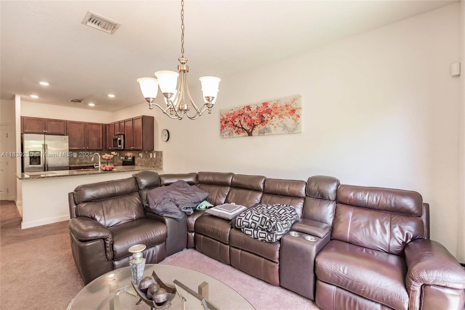 6586 S Anise Ct, Davie, Florida image 3