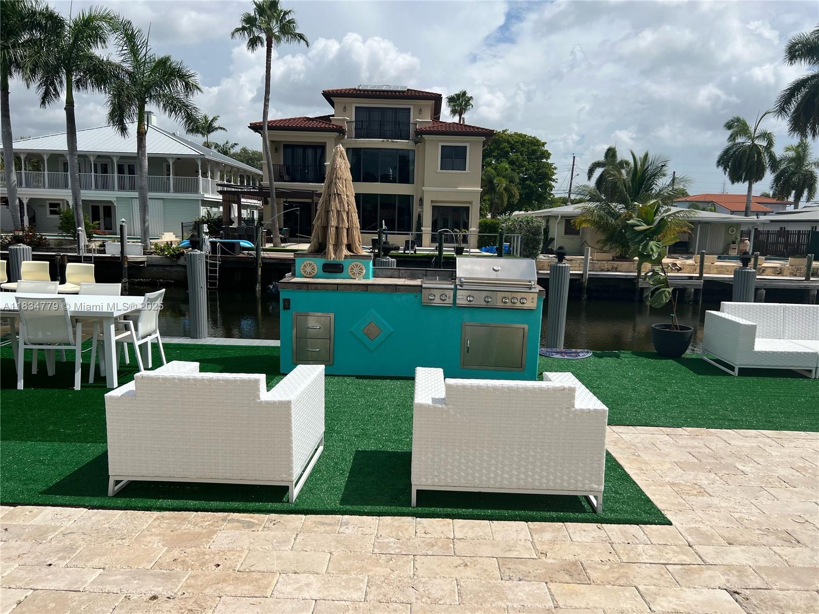2321 SE 15th St, Pompano Beach, Florida image 14