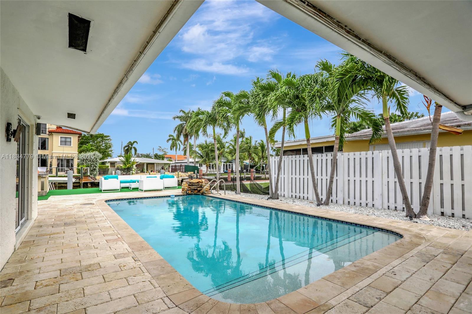 2321 SE 15th St, Pompano Beach, Florida image 17