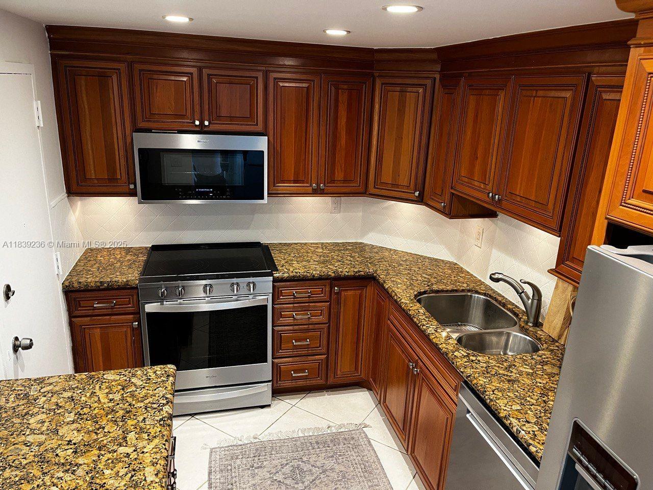 Property photo # 6