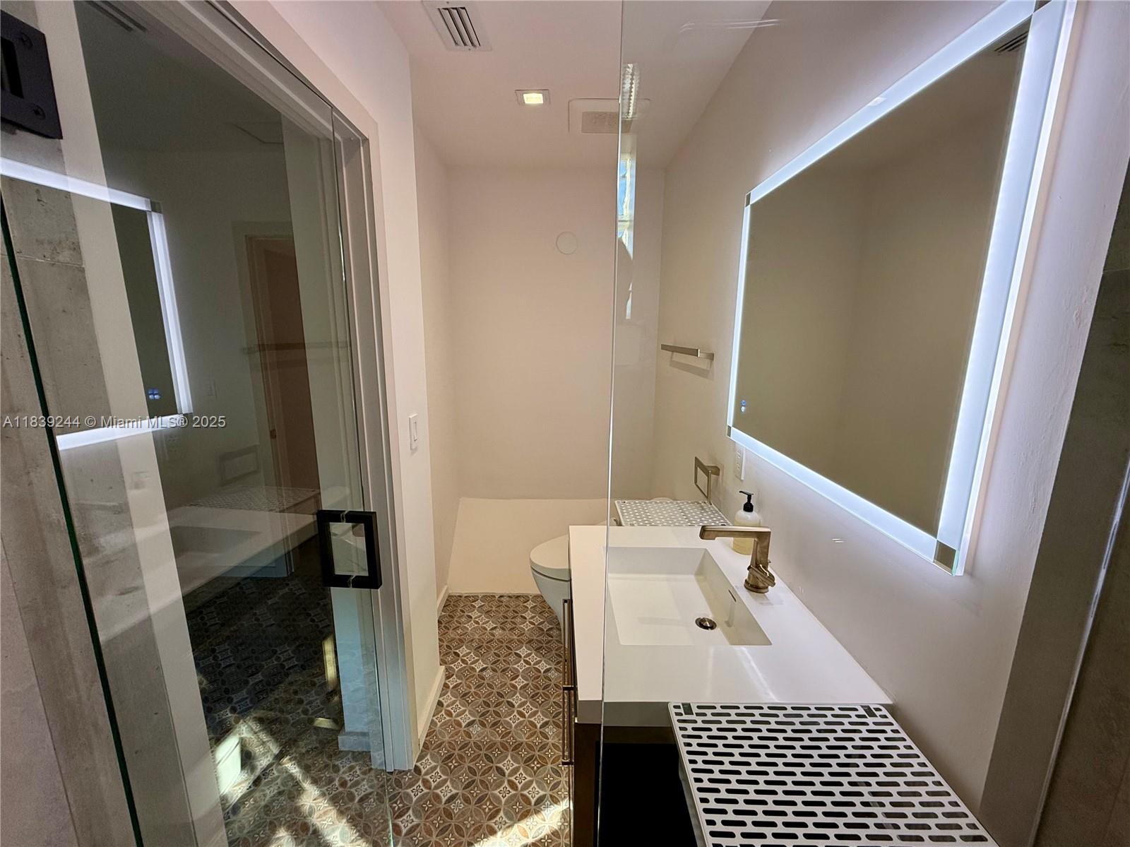 1945 NE 123rd St, North Miami, Florida image 32