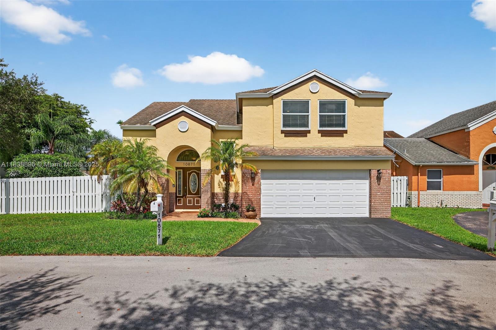 10871 SW 11th Mnr, Davie, Florida image 3