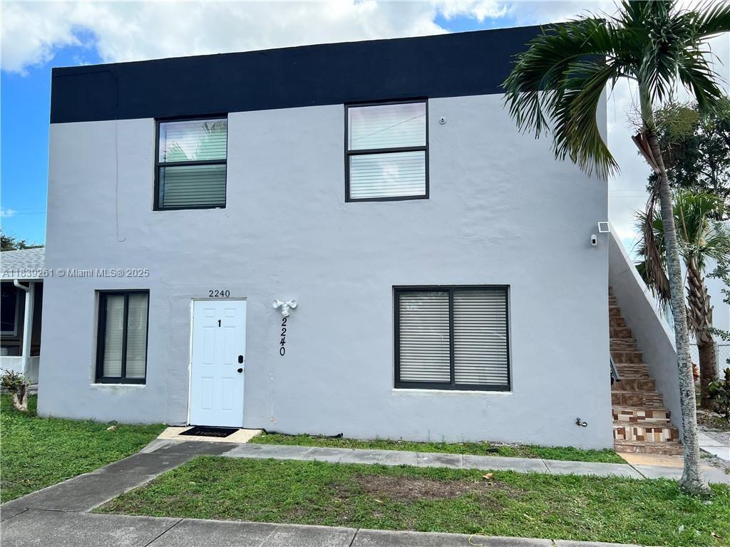 2240 Simms St, Hollywood, Florida 33020