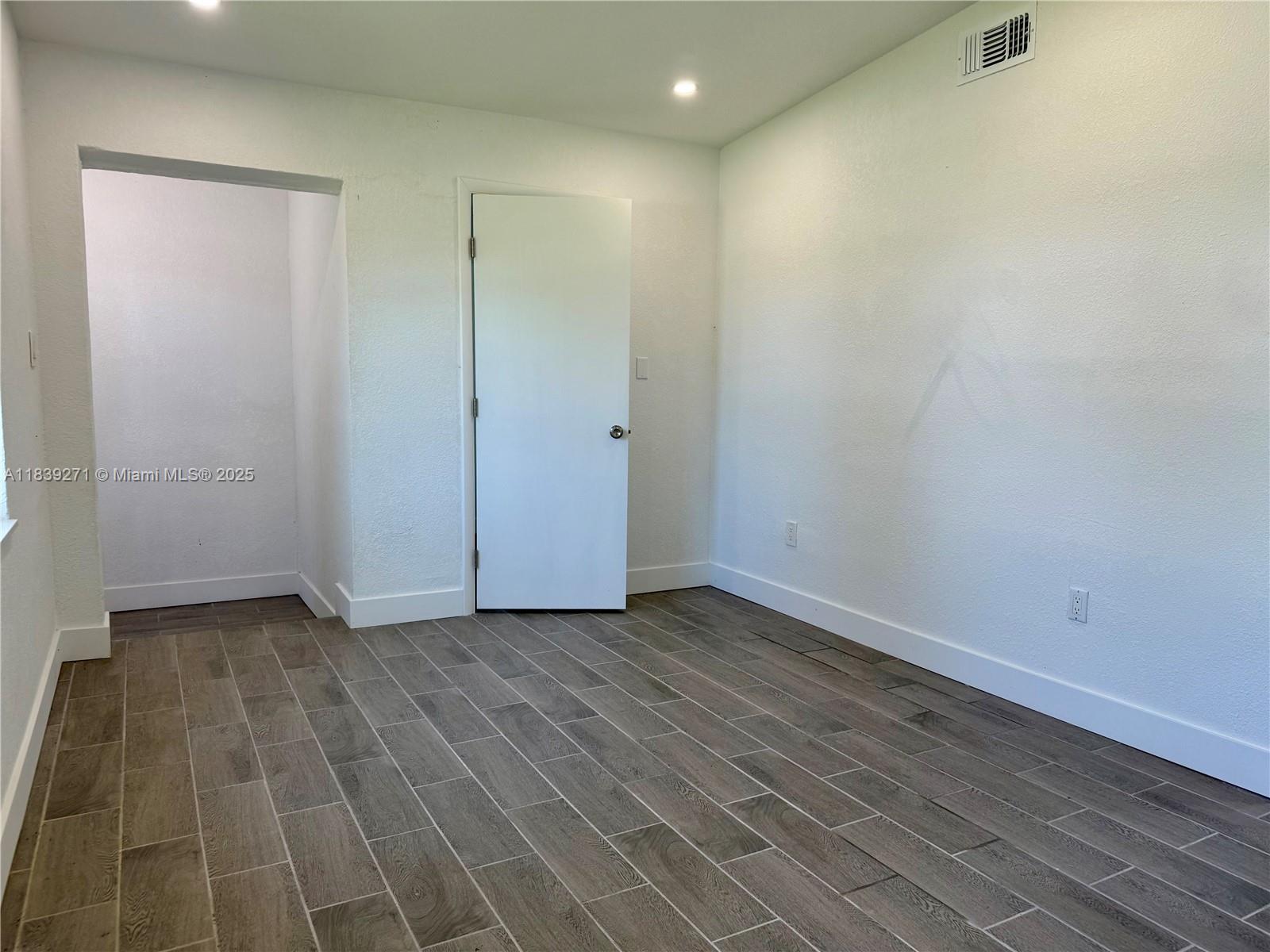 3460 Normandy Dr, Port Charlotte, Florida image 5