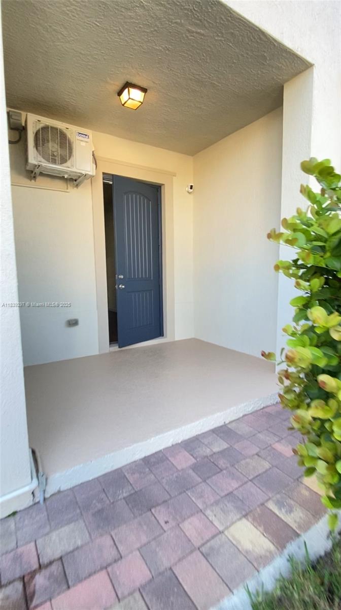 Property photo # 0