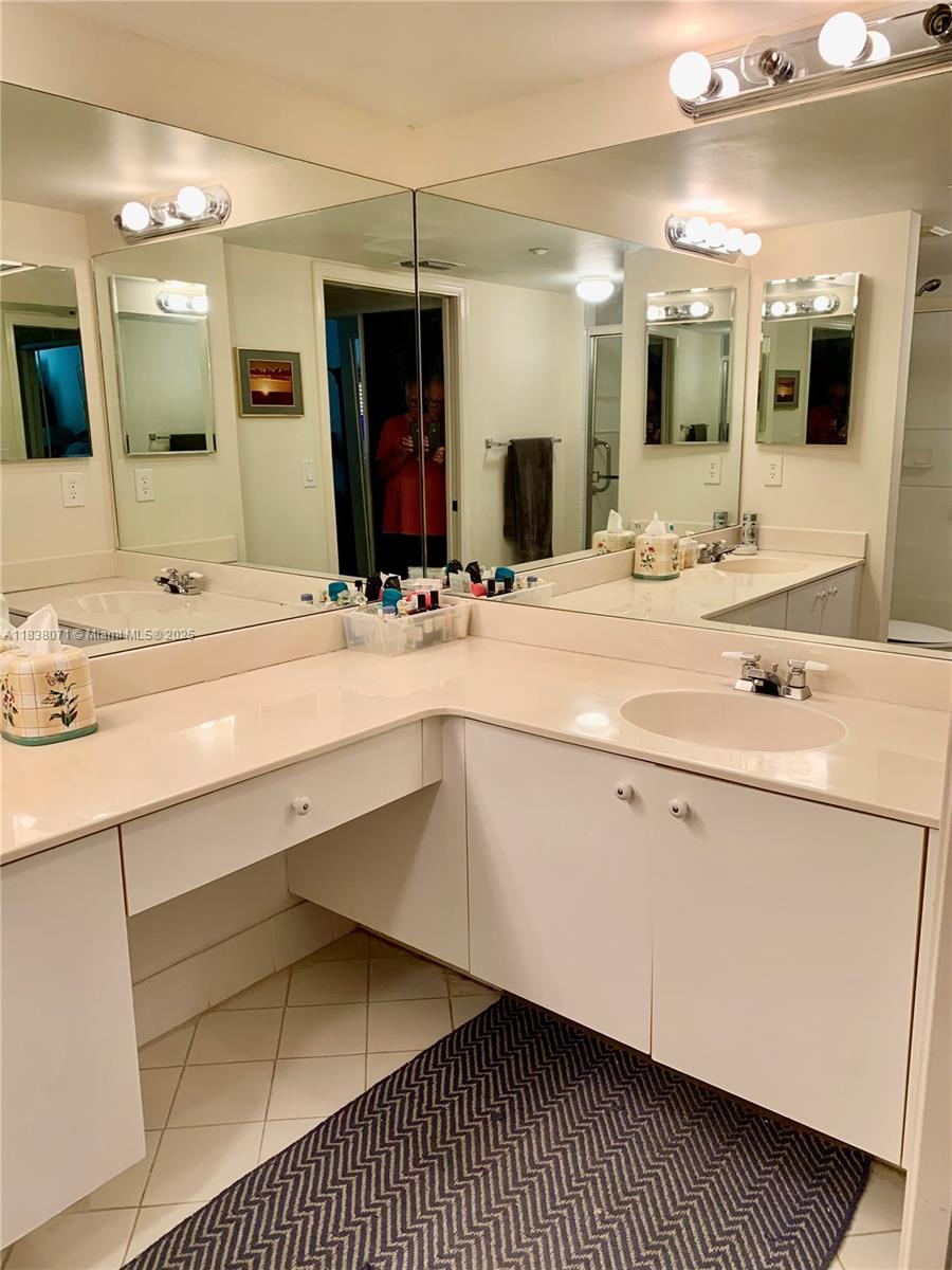 7751 Southampton Ter #310, Tamarac, Florida image 14