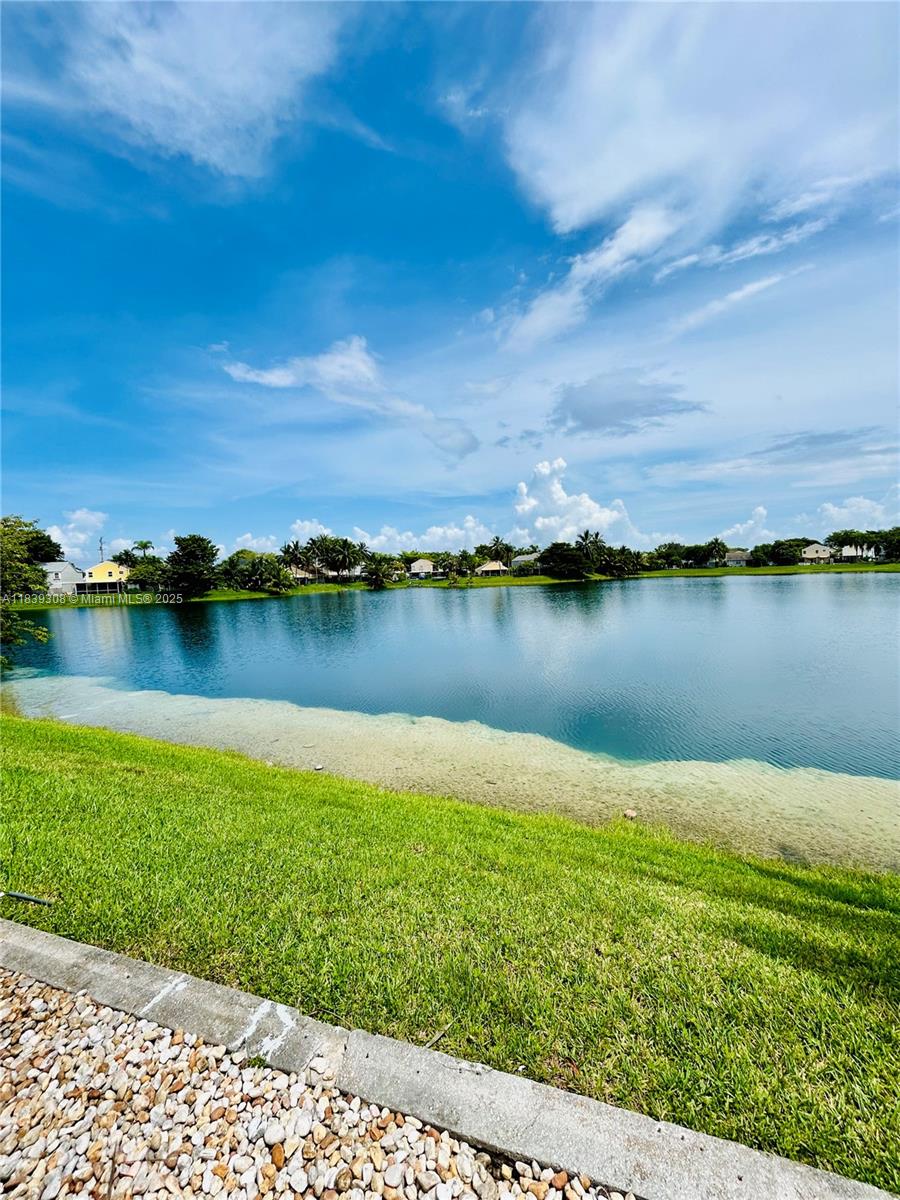 Property photo # 6