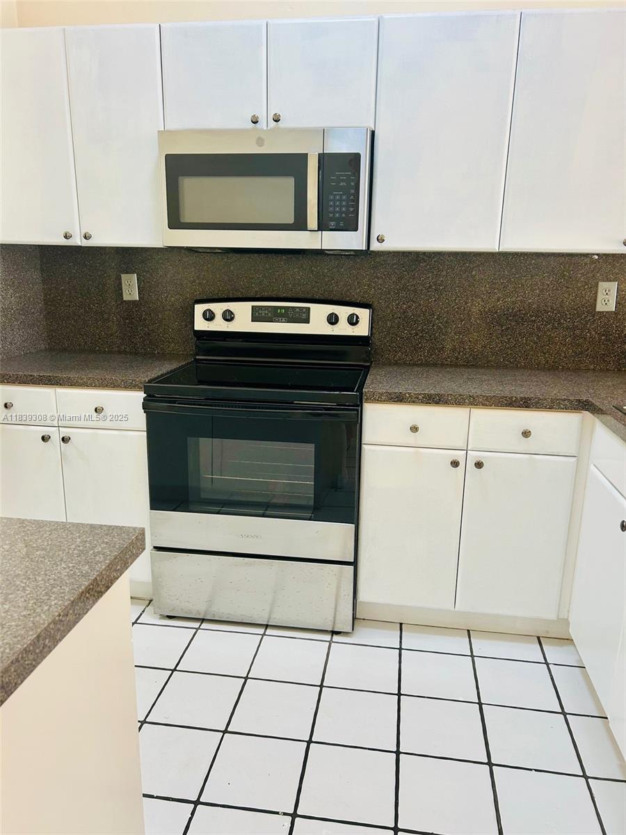 Property photo # 9