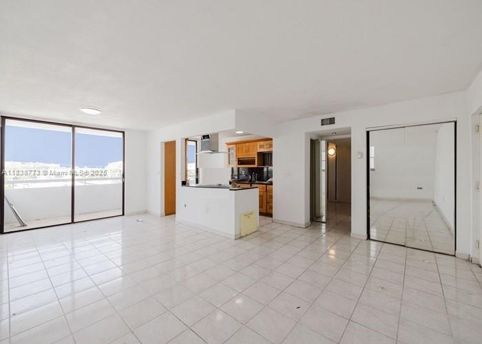 7300 Wayne Ave #418, Miami Beach, Florida image 9