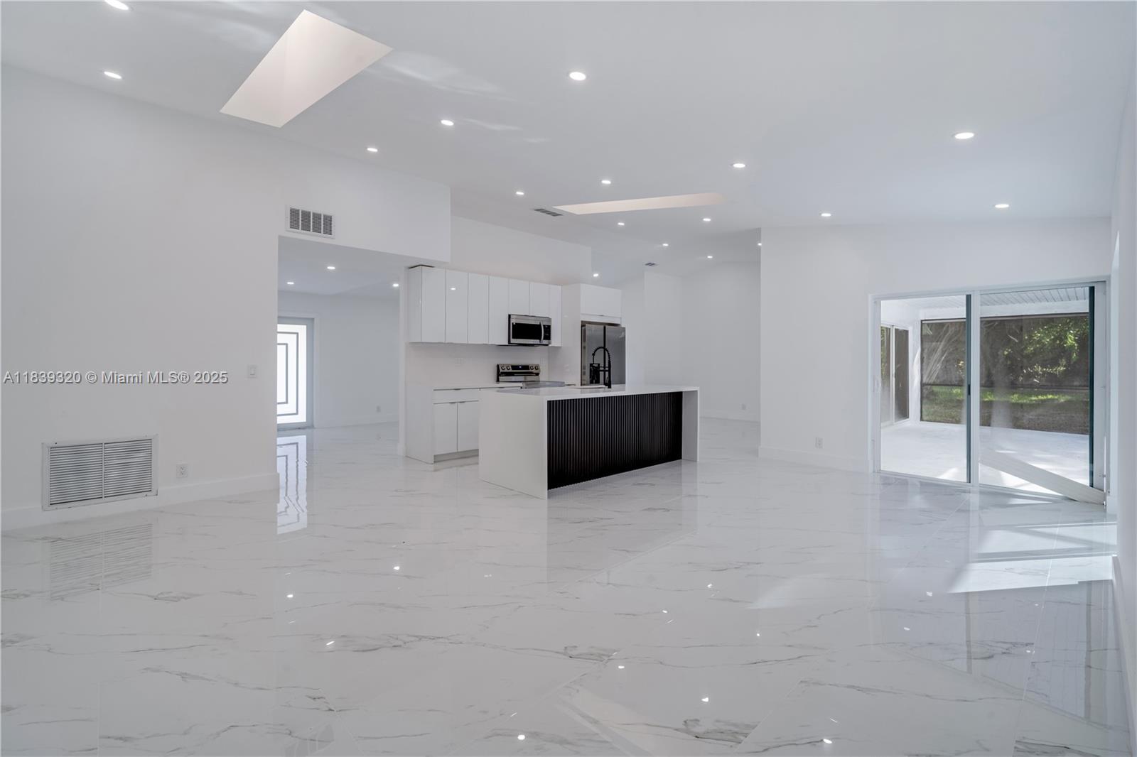 1655 NW 111th Way, Coral Springs, Florida image 14
