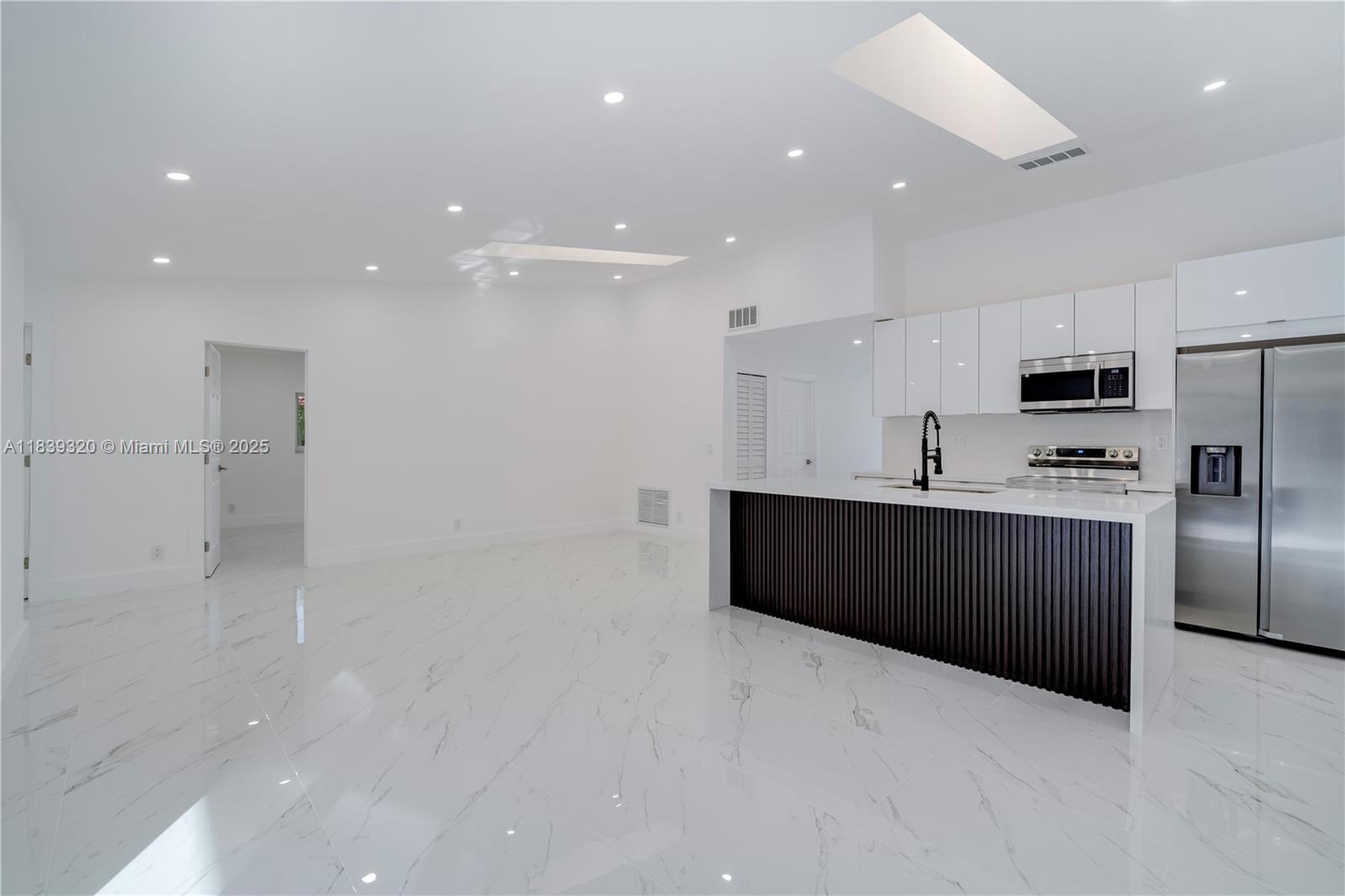 1655 NW 111th Way, Coral Springs, Florida image 15