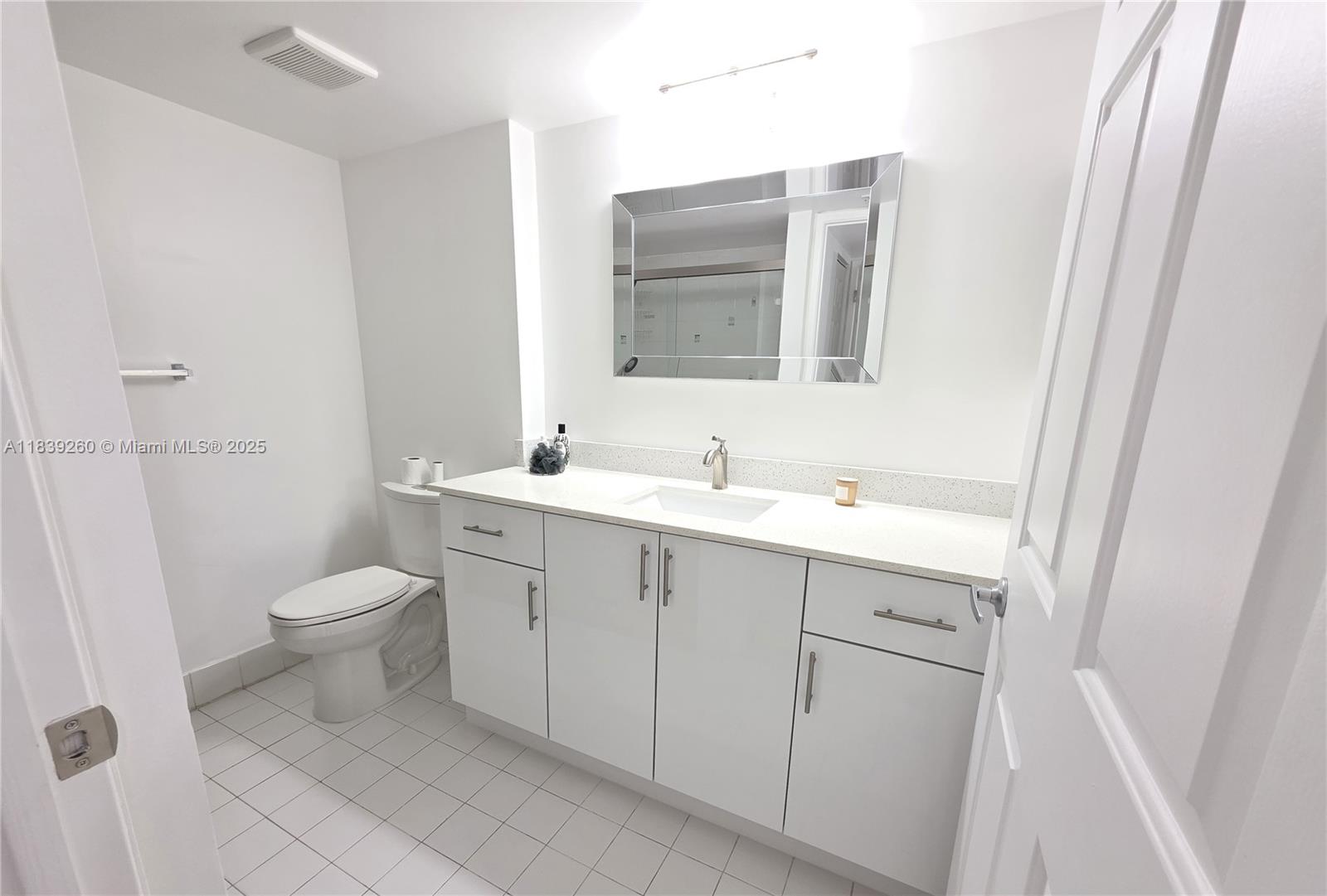 2620 S University Dr #111, Davie, Florida image 13