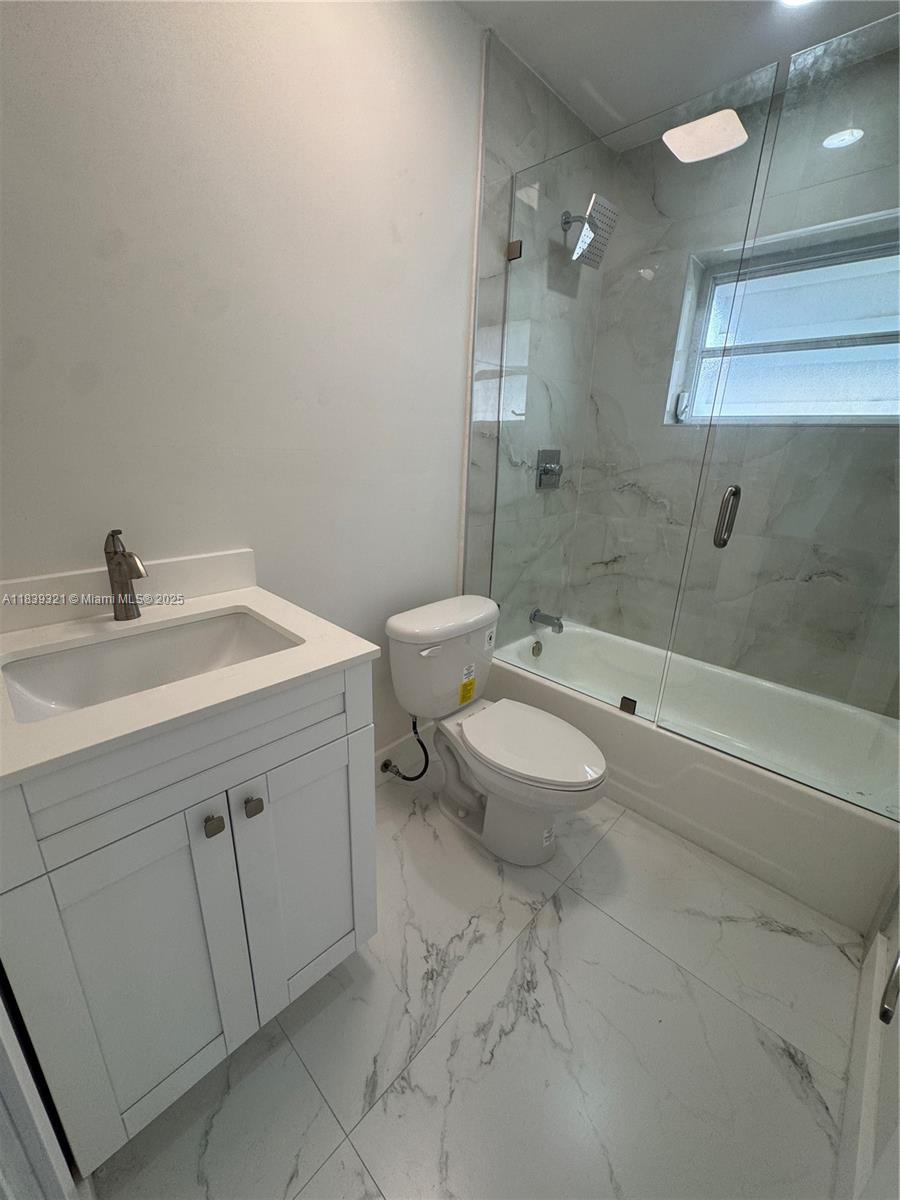 8521 NW 57th Ct, Tamarac, Florida image 5