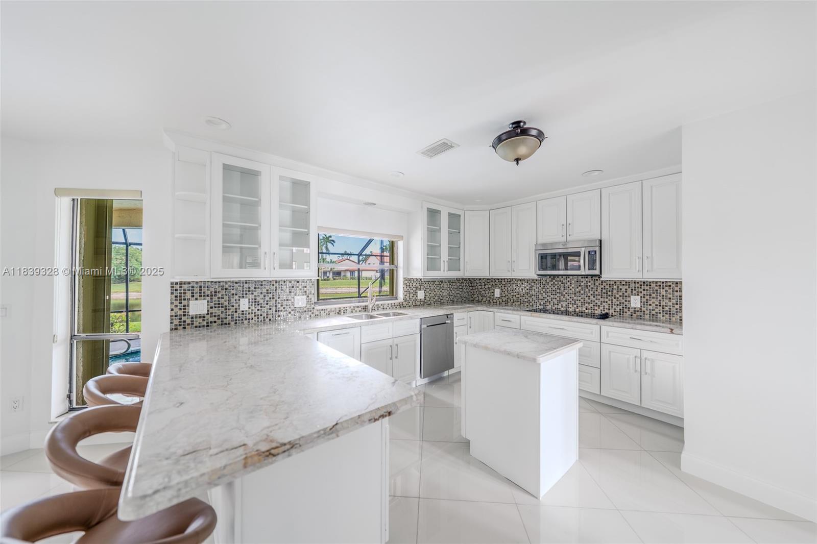 Property photo # 7
