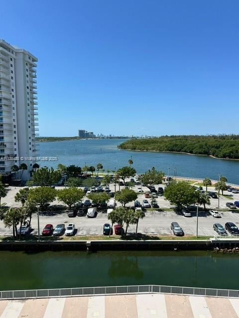 400 S Kings Point Dr #806, Sunny Isles Beach, Florida image 1