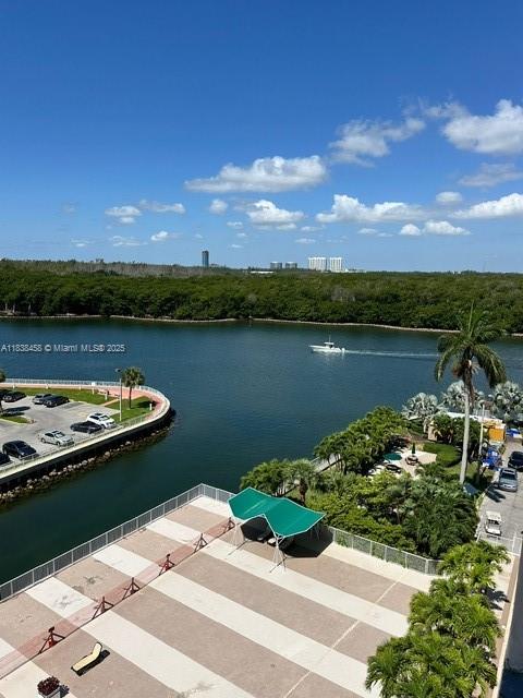 400 S Kings Point Dr #806, Sunny Isles Beach, Florida image 3