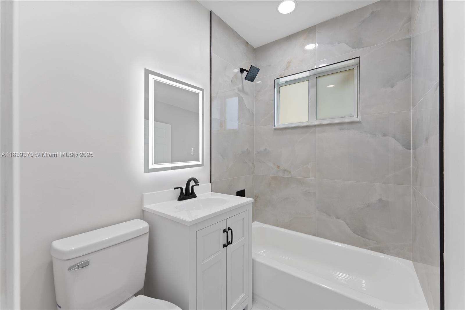 7021 SW 12th St, Pembroke Pines, Florida image 23