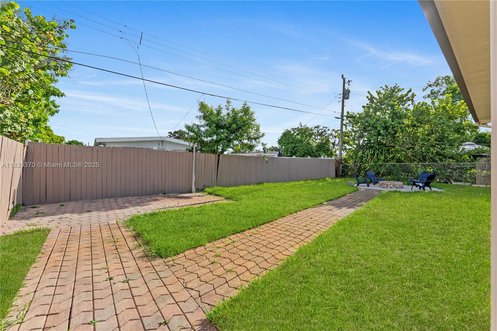 7021 SW 12th St, Pembroke Pines, Florida image 30