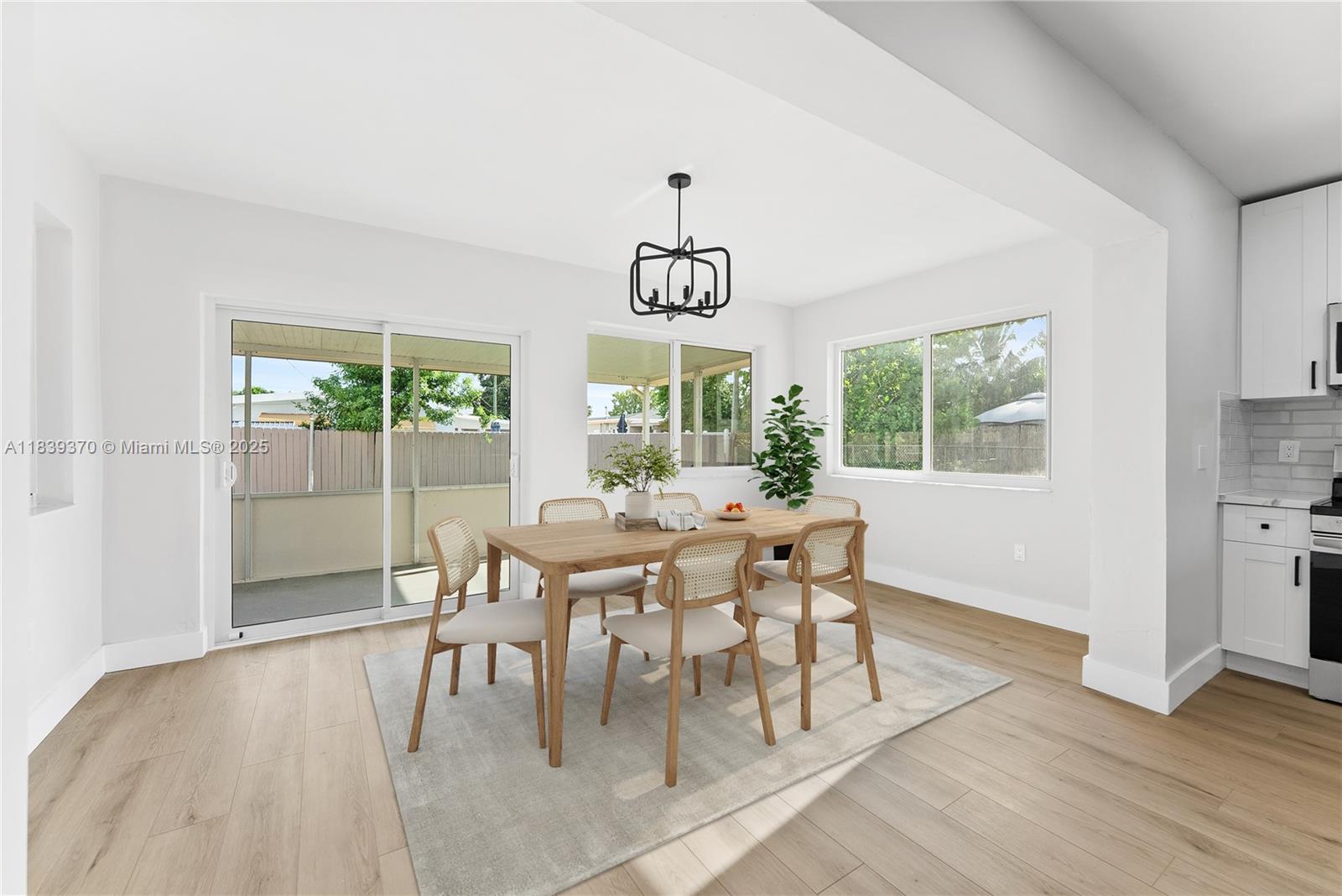 7021 SW 12th St, Pembroke Pines, Florida image 6