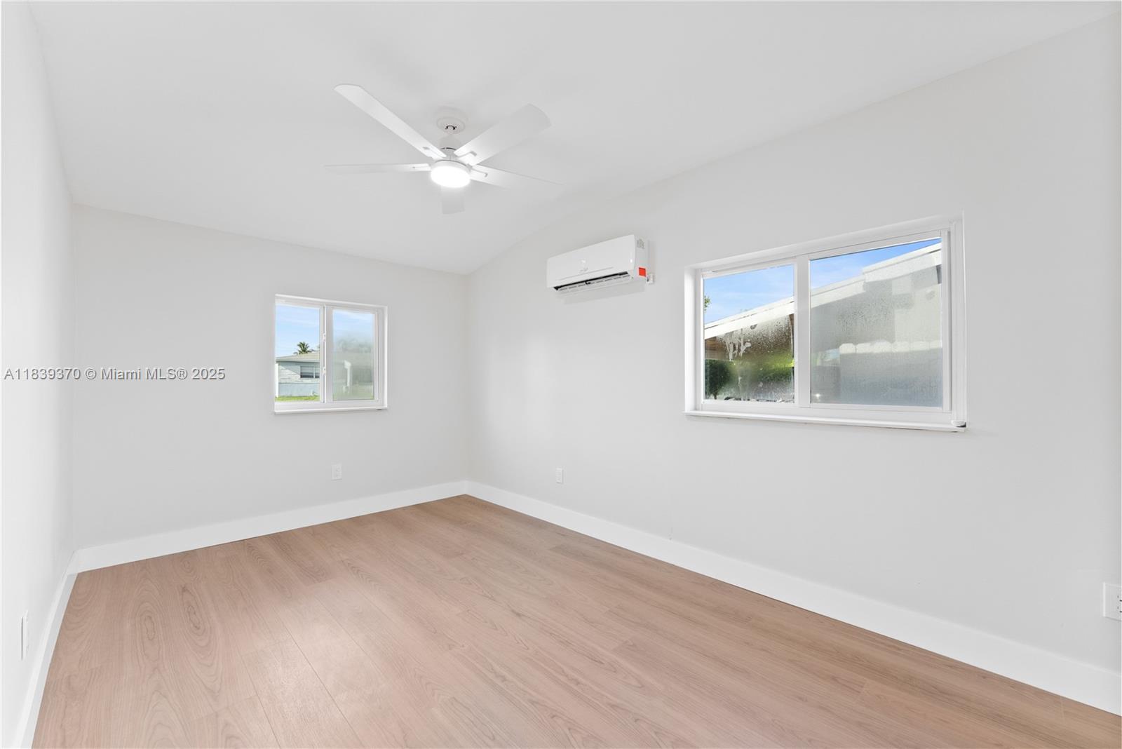 7021 SW 12th St, Pembroke Pines, Florida image 9