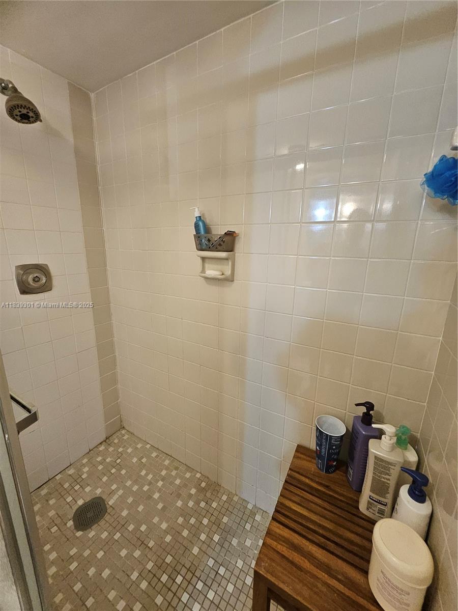8600 NW 34th Pl #B208, Sunrise, Florida image 15