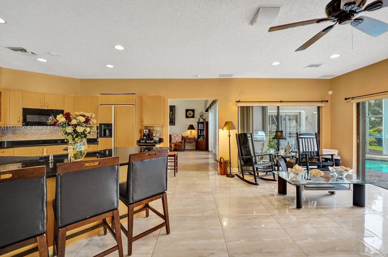 9940 SW 4th St, Plantation, Florida image 27
