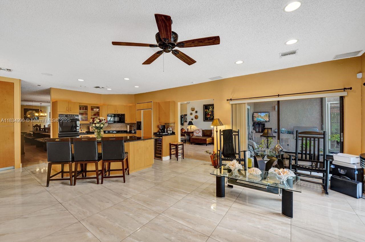 9940 SW 4th St, Plantation, Florida image 31
